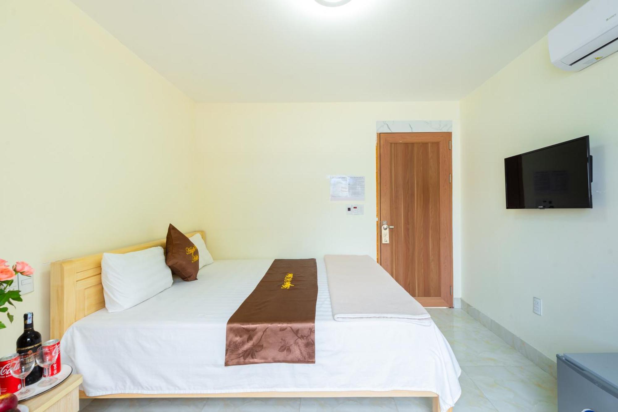 Victor Charlie Hostel Dong Khe Sau Exteriör bild
